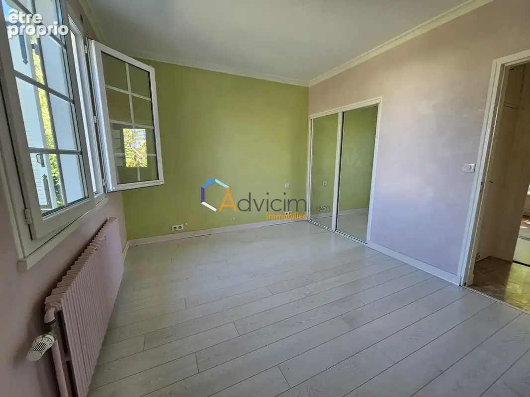 Maison 8 pièces 217 m² à vendre à Orleans (45000) - photo 6