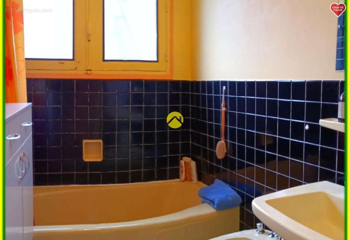 Maison à NEUVY-SUR-BARANGEON