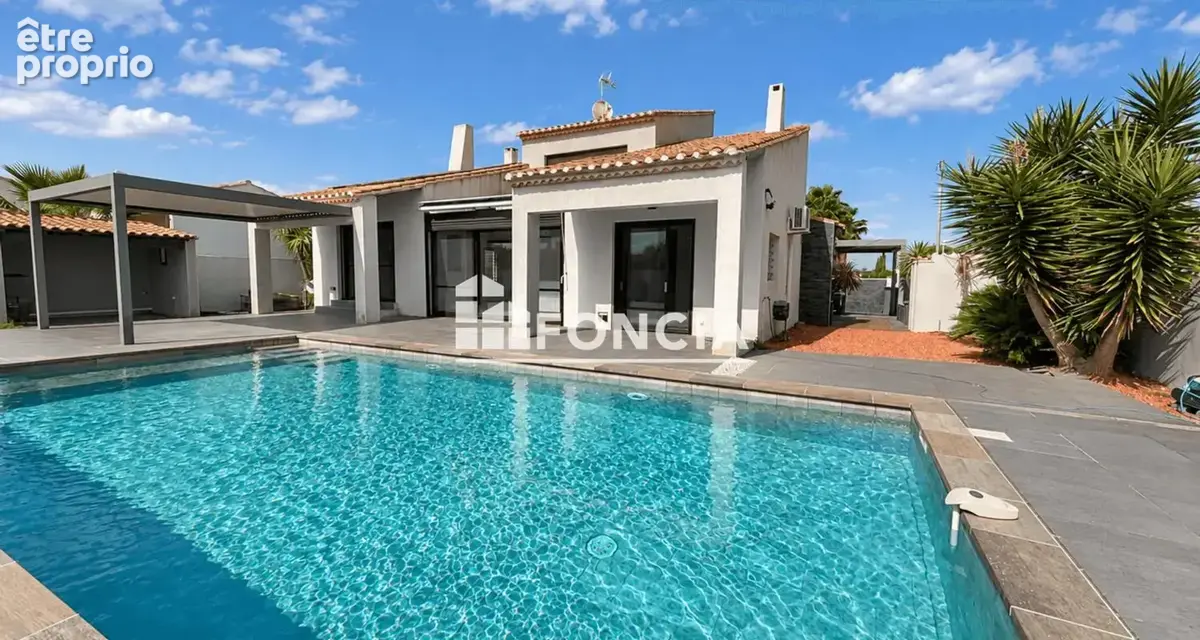 Aigues-mortes – villa d’architecte – prestations haut de gamme – piscine – garage - photo 2