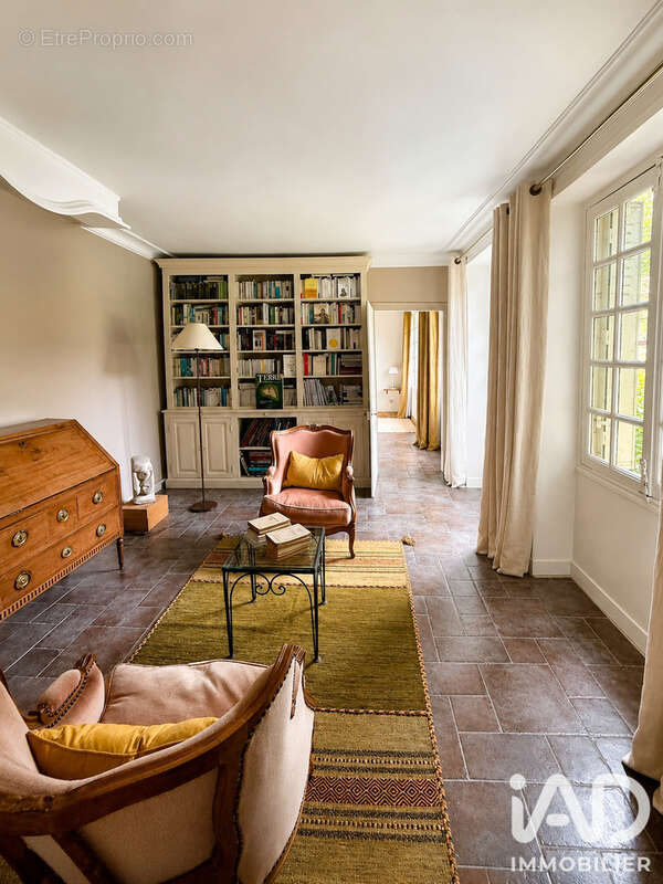 Maison 392 m² à Pressagny-L'orgueilleux  - photo 8