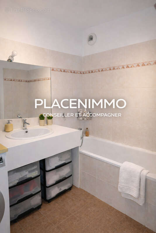 Appartement à LYON-7E
