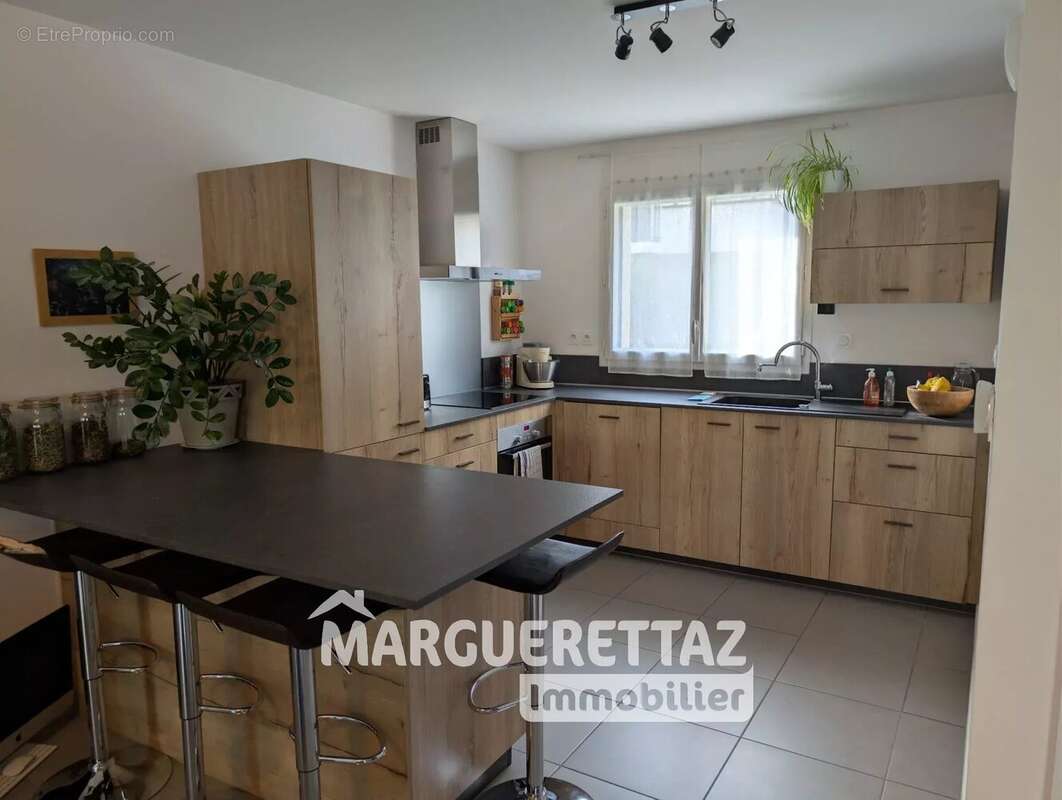 Appartement à AYSE