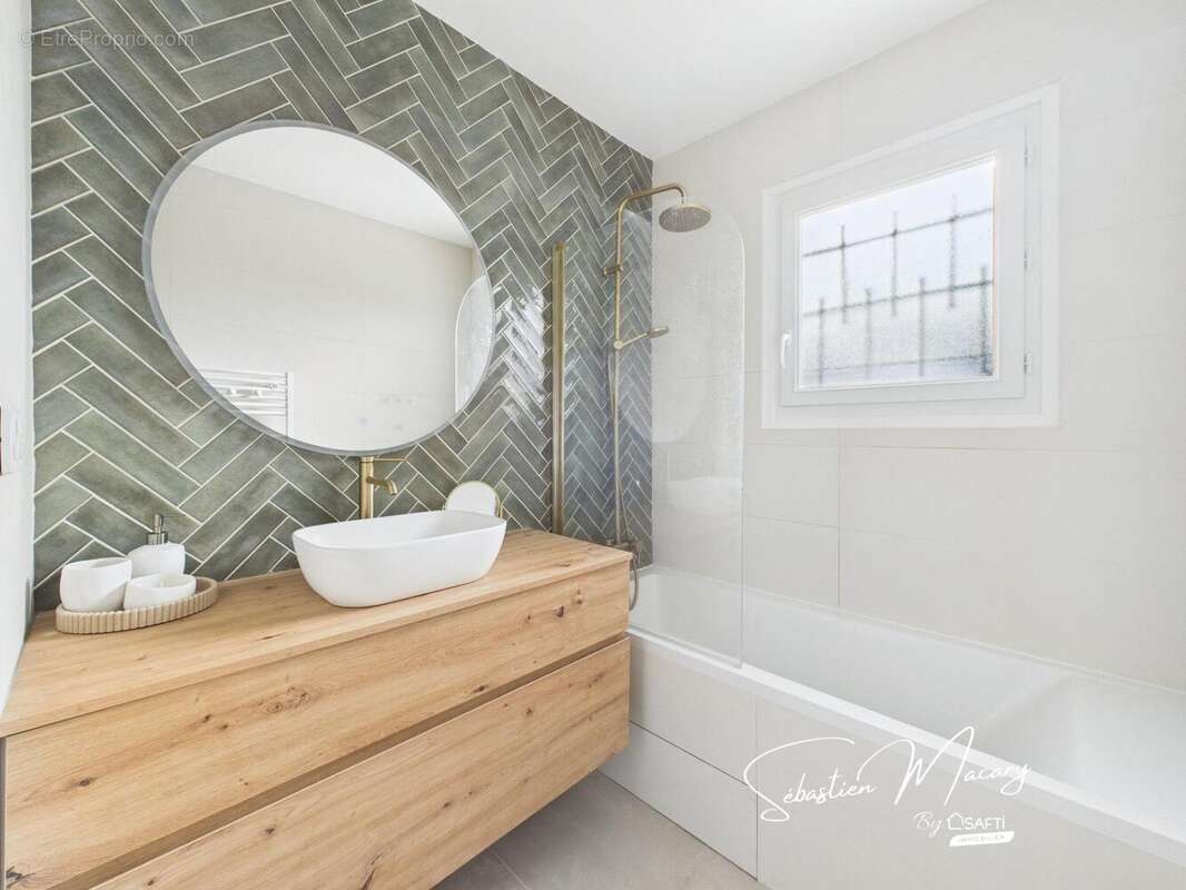 Photo 9 - Maison à FARGUES-SAINT-HILAIRE