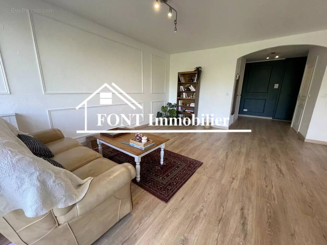 Appartement à SAINT-ETIENNE