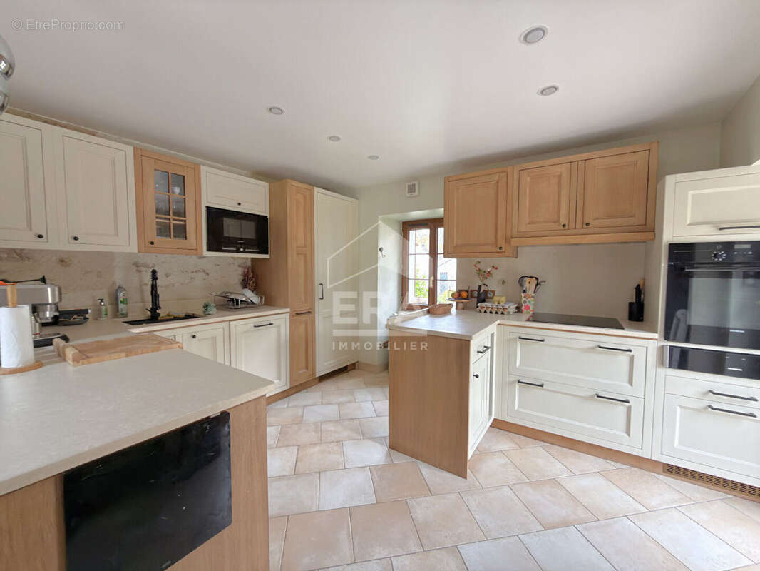 Maison à SAINT-OUEN-EN-BRIE