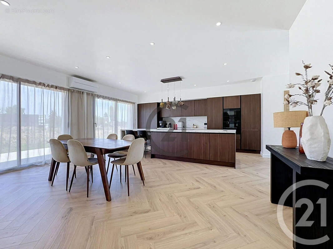 Maison 171 m² à Gueux  - photo 2