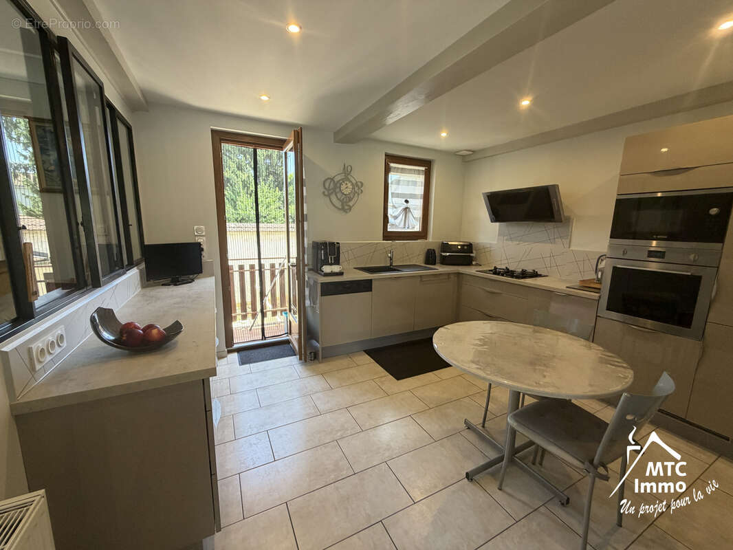 Maison à LOYETTES