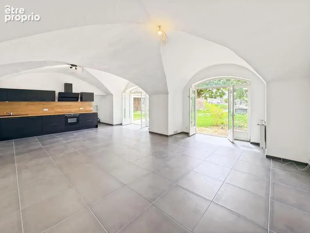 Appartement À Vendre - photo 5