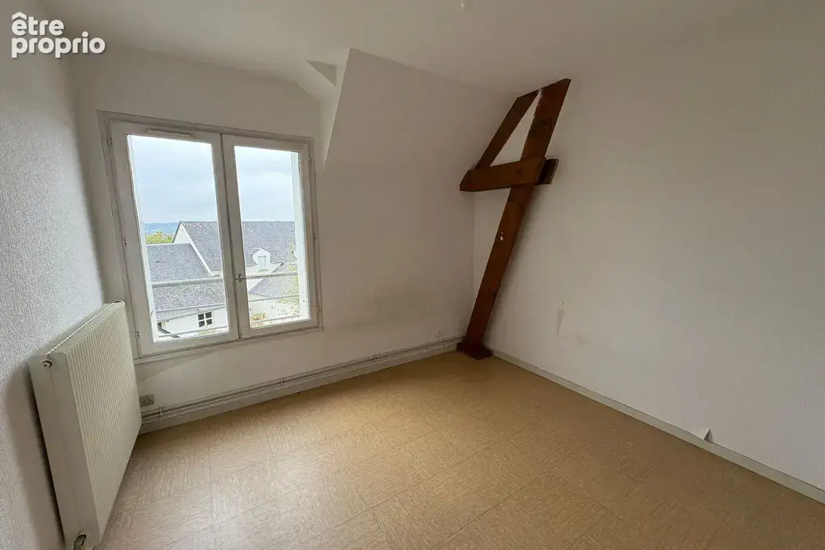 Chinon La Roche Faucon - Appartement T4 - photo 4