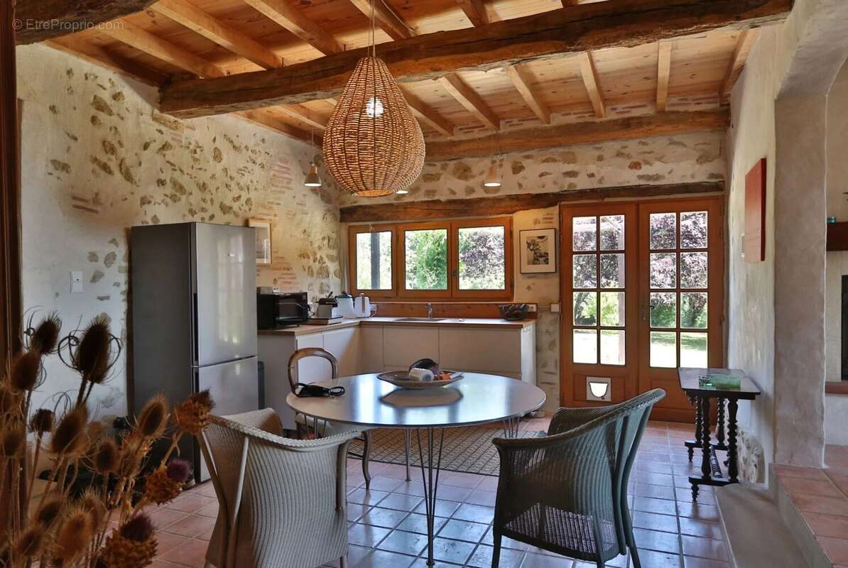Une charmante ferme gasconne avec une vue imprenable sur les Pyrénées. - photo 15