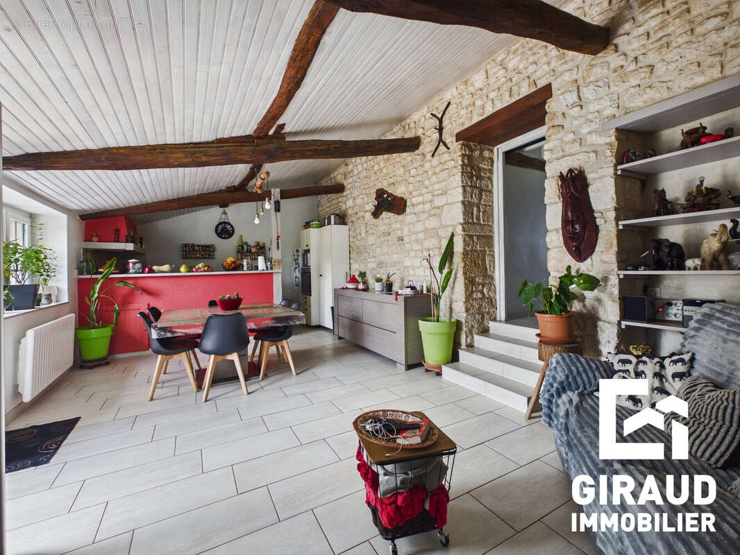 Maison à PISSOTTE