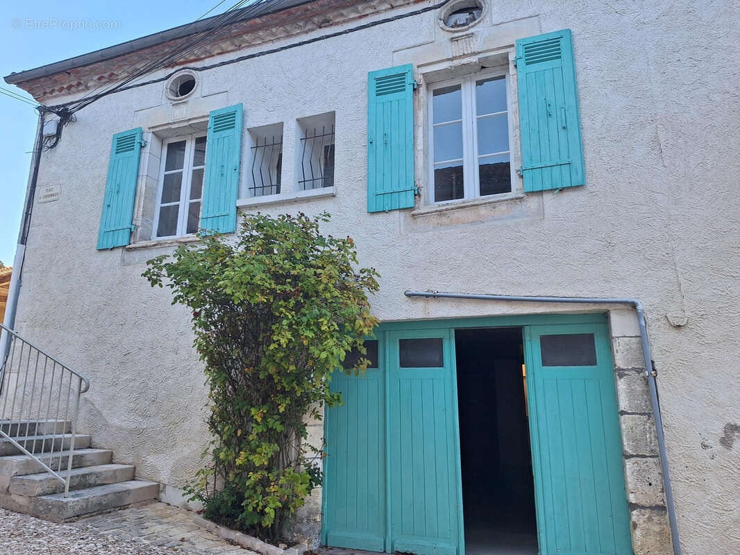 Maison à GRAND-BRASSAC