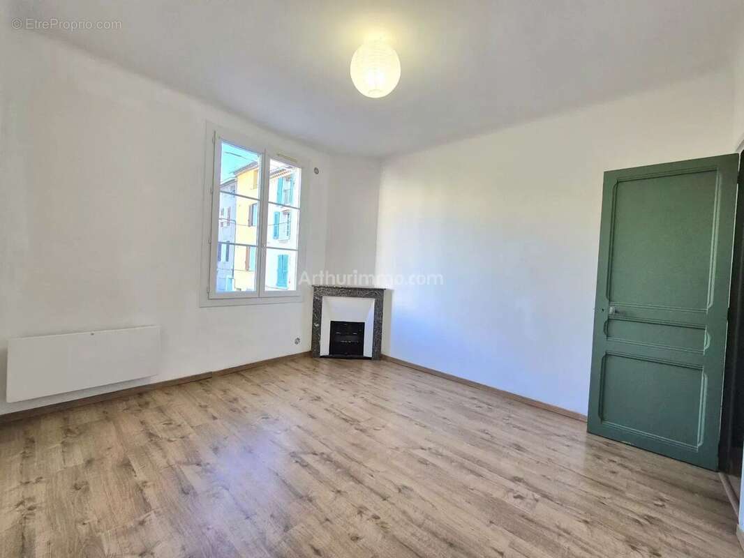 Appartement à DRAGUIGNAN