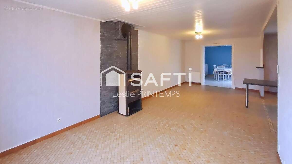 Photo 3 - Maison à XANTON-CHASSENON