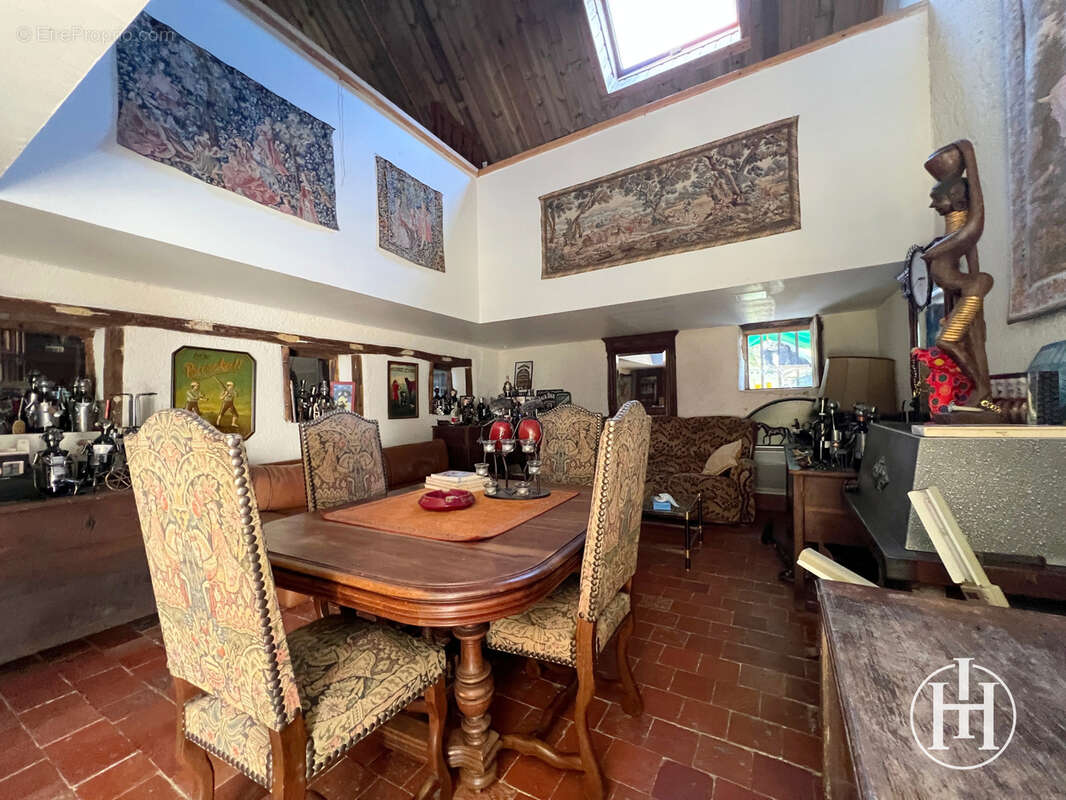 Maison à VERNAIS