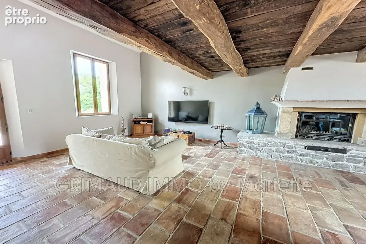 Maison 12 pièces 450 m² à vendre à Plan-De-La-Tour (83120) - photo 2
