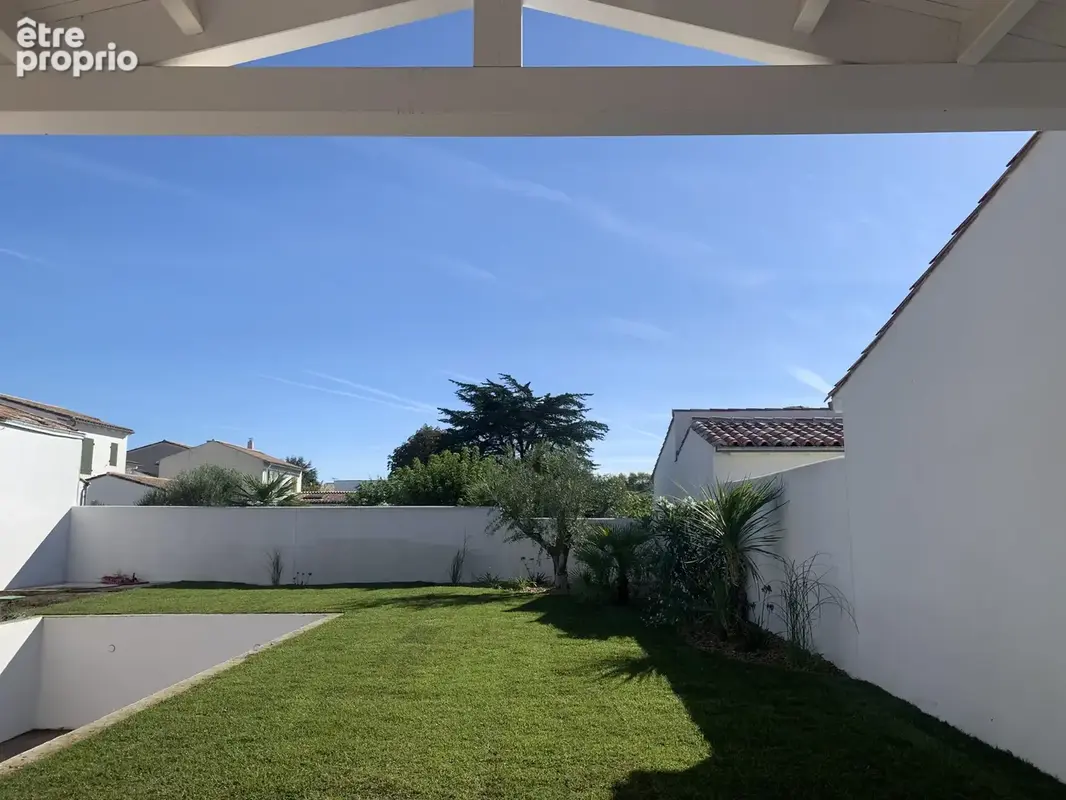 Maison neuve - 4 chambres - piscine et stationnement - photo 2