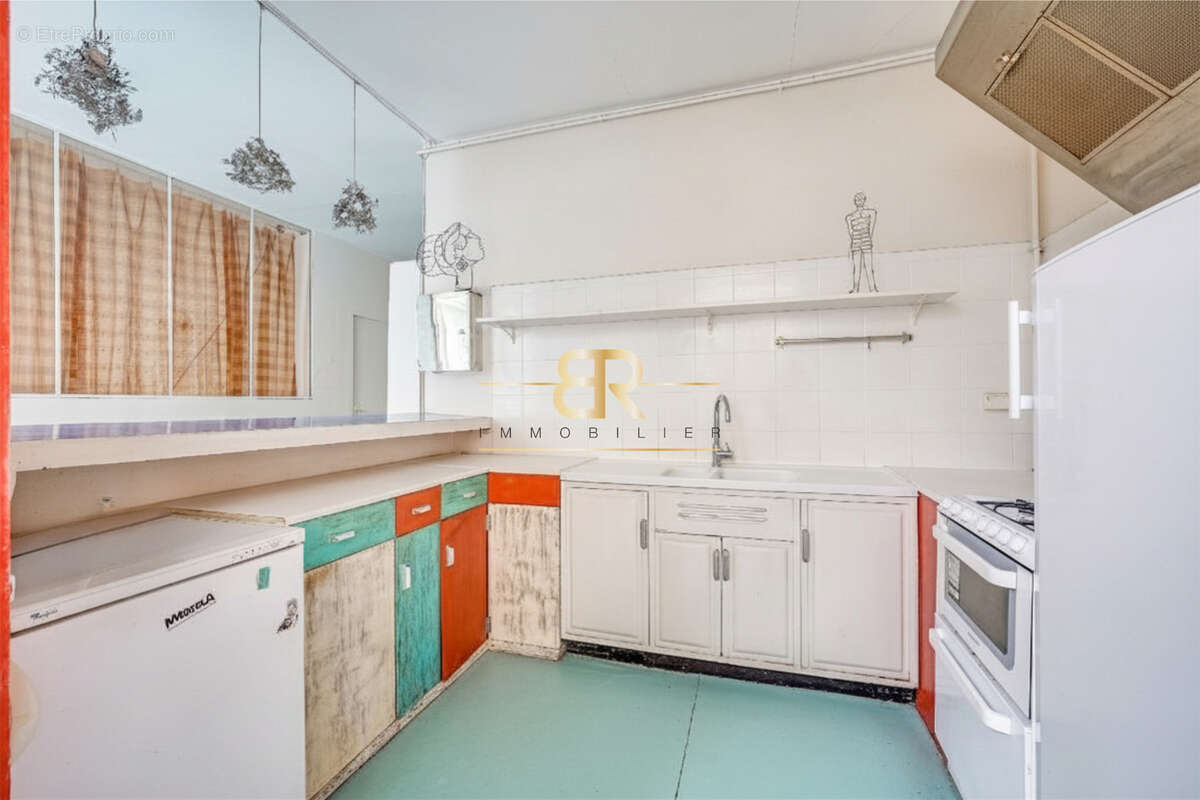 Appartement à PARIS-10E