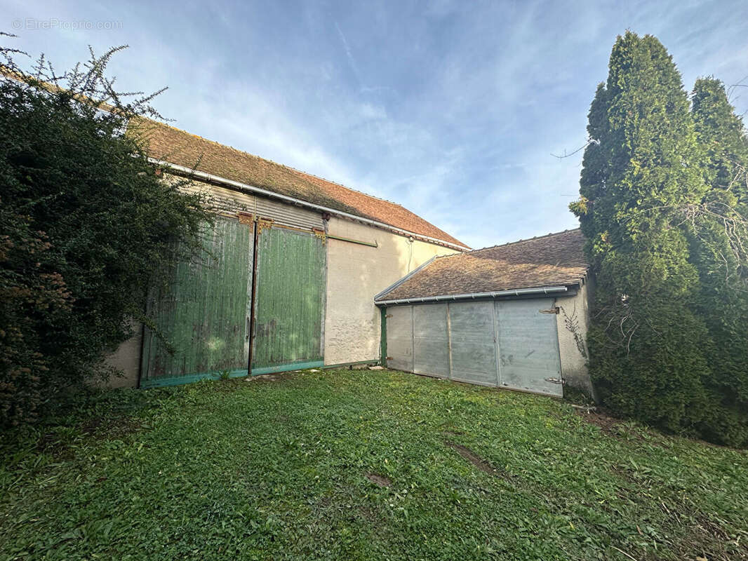 Autre à COURCELLES-EN-BASSEE