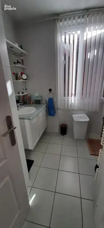 Maignifique maison rénovée avec piscine et chalet indépendant dans quartier prisé de gueugnon (71) - photo 5