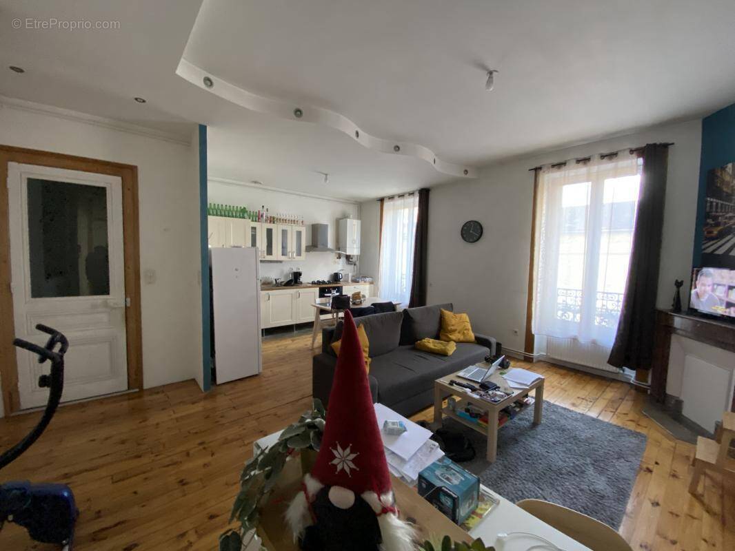 Appartement à SAINT-ETIENNE