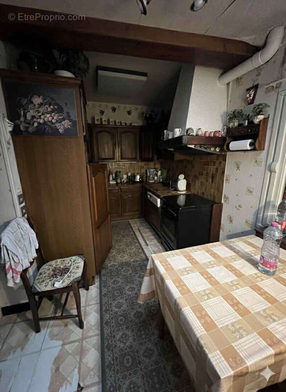 Maison à ORIGNY-SAINTE-BENOITE