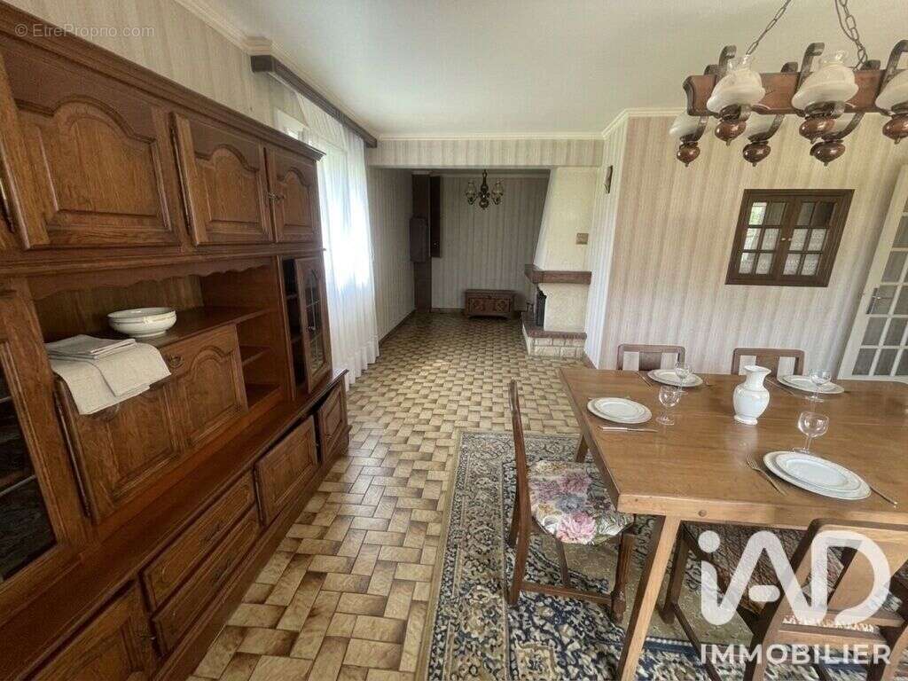 Maison 122 m² à Saint-Vran  - photo 5