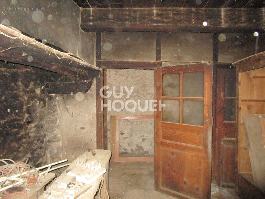Maison Aubazat 3 pièce(s) 90 m2 - photo 7