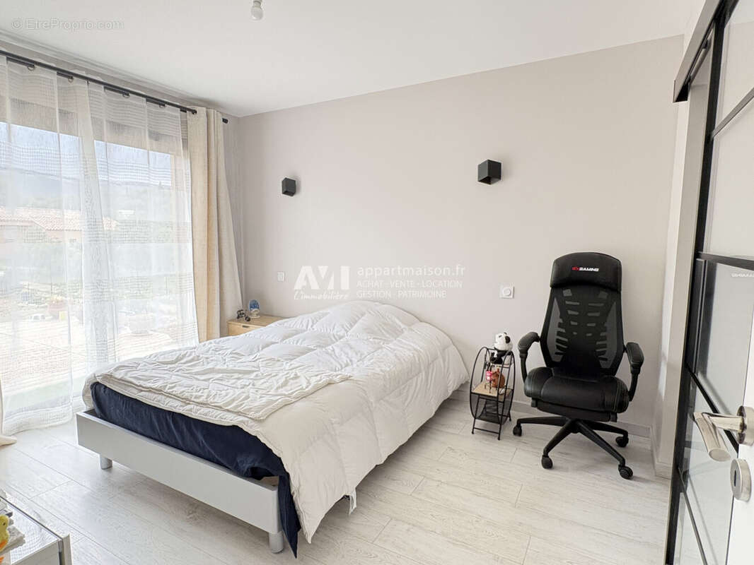 Maison à PLAN-D&#039;AUPS-SAINTE-BAUME