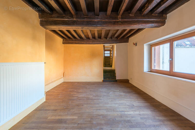 Appartement à NUITS-SAINT-GEORGES