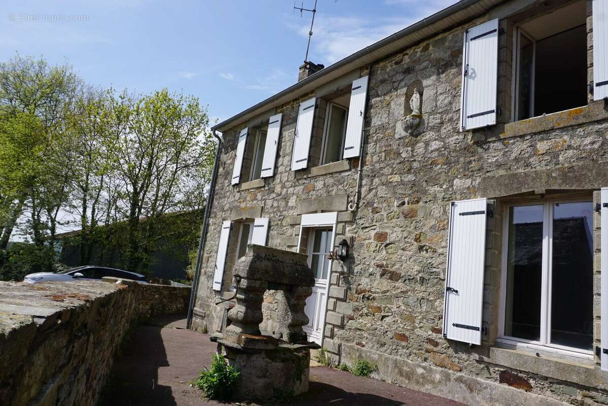 Maison à PONTIVY