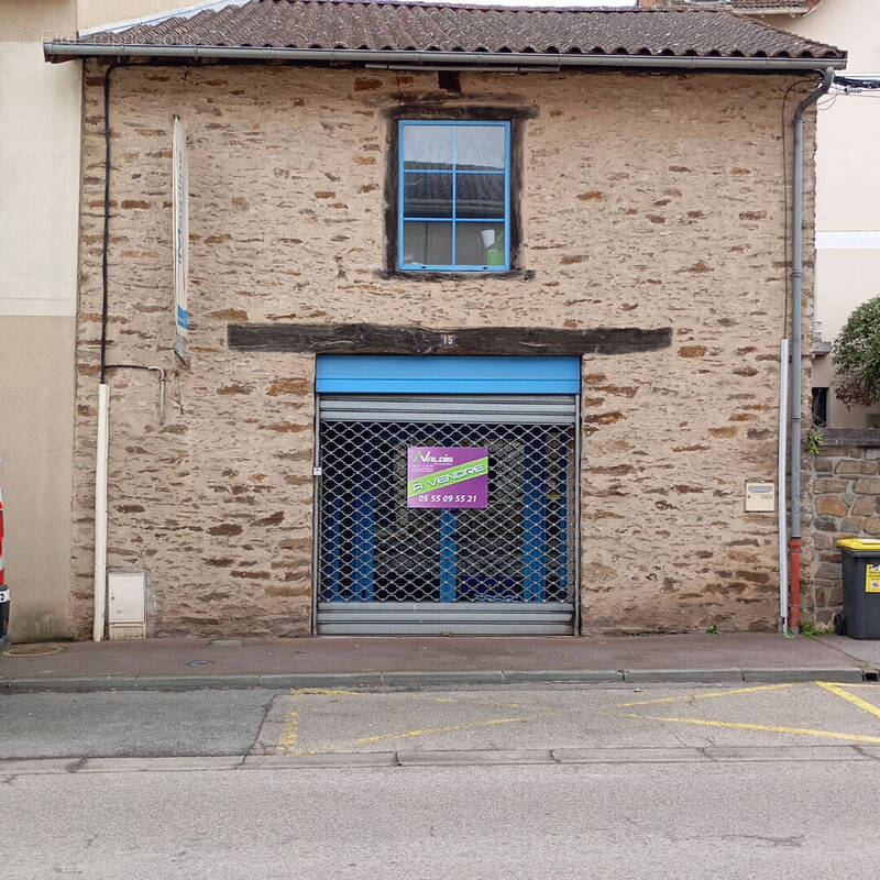 Commerce à AIXE-SUR-VIENNE