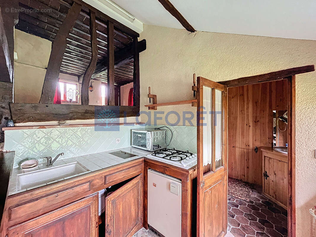 Maison à SAINT-OUEN-D'ATTEZ