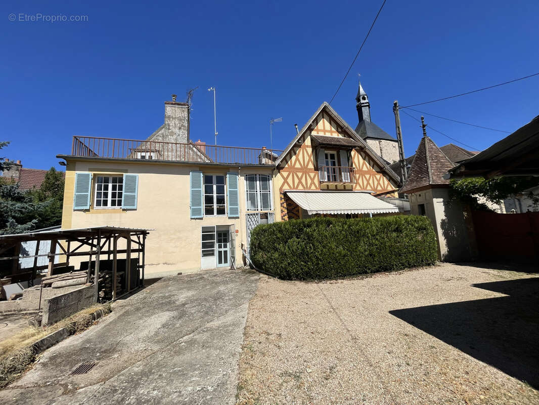 Maison à BOURBON-LANCY