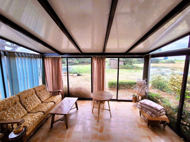 Maison à CASTELNAU-RIVIERE-BASSE