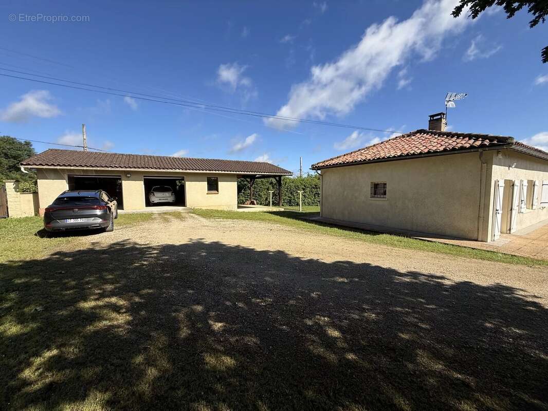 Maison à SAINTE-CHRISTIE-D'ARMAGNAC