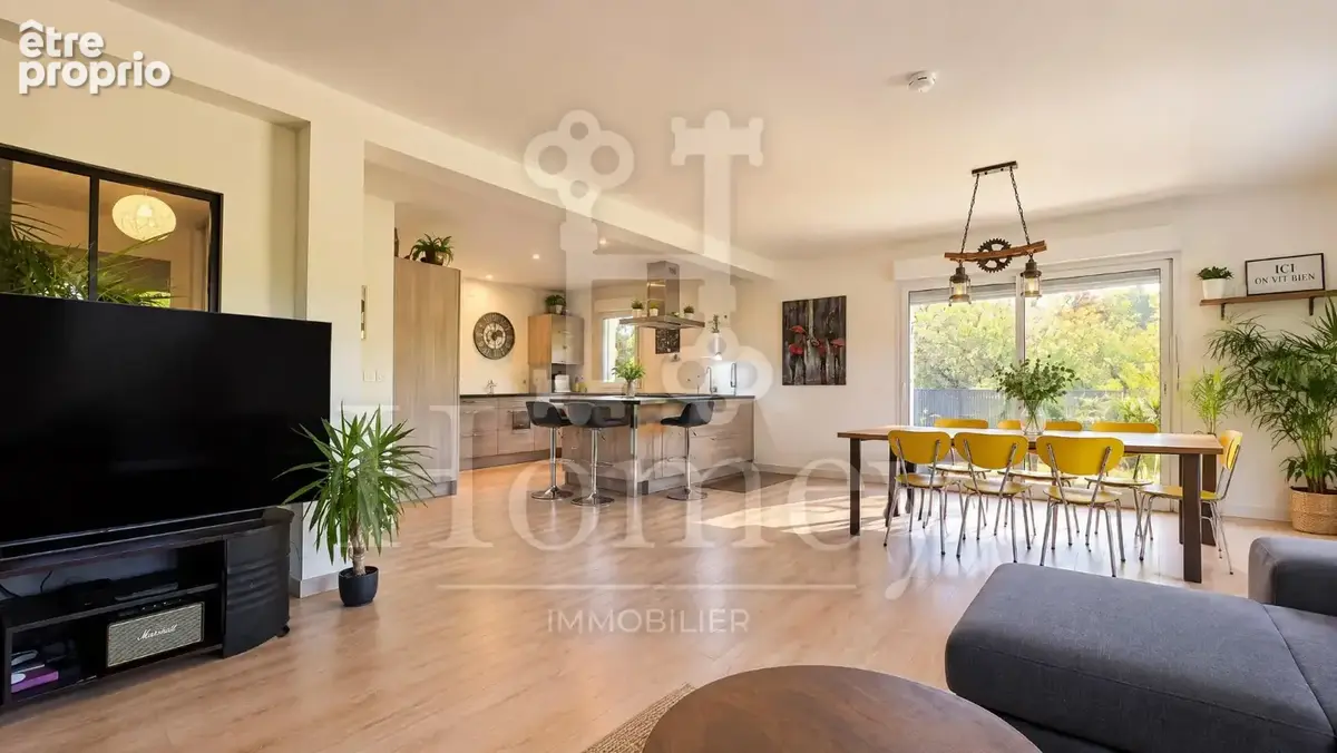 MAISON CONTEMPORAINE (2014) - 147m2 - 4 Chambres - Terrain 1400m2 sans Vis-à-Vis - Dalle Piscine Prête - Pergo - photo 5