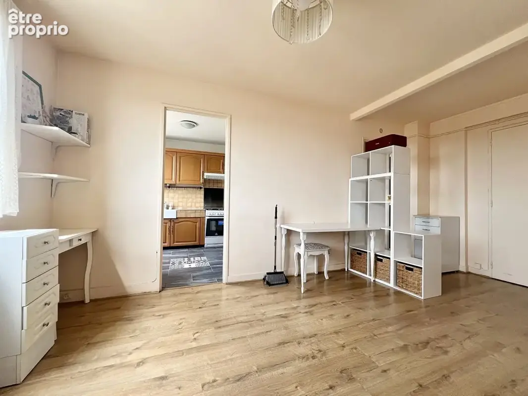 Alfortville centre-ville - Spacieux appartement 2 pièces avec cave - photo 3