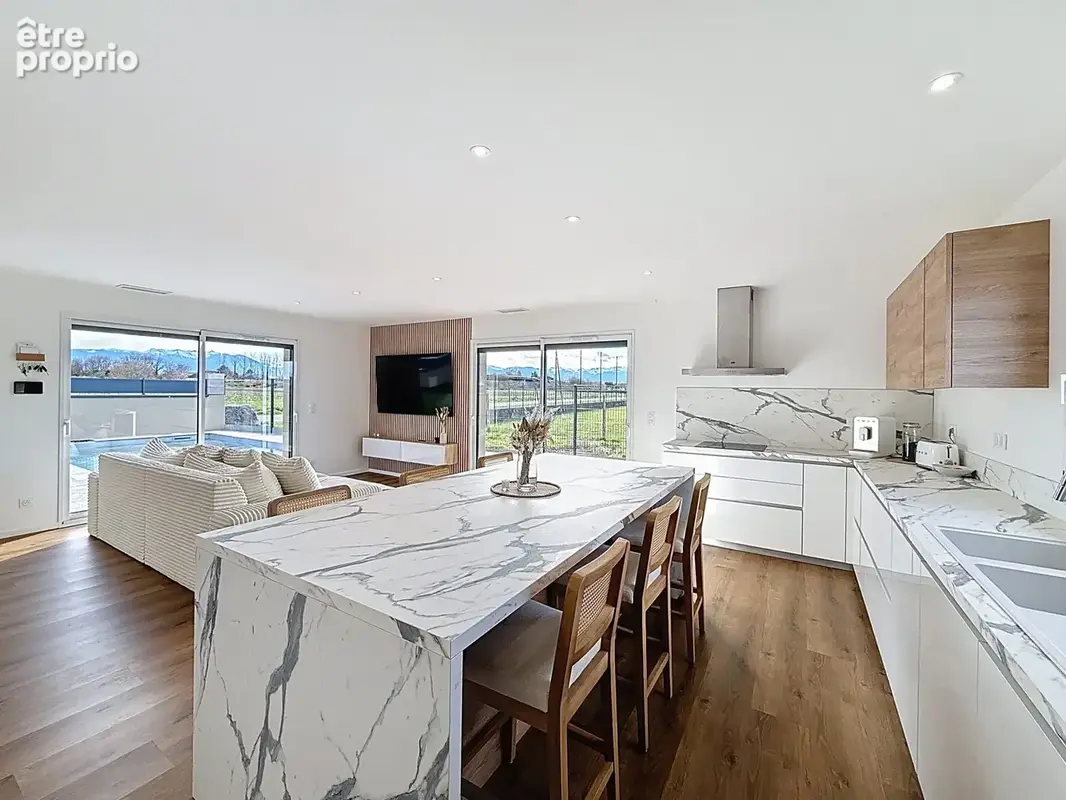Maison 5 pièces 107 m² à vendre à Assat (64510) - photo 2