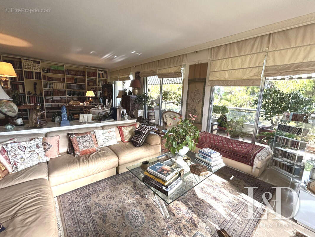 Appartement à MARSEILLE-8E