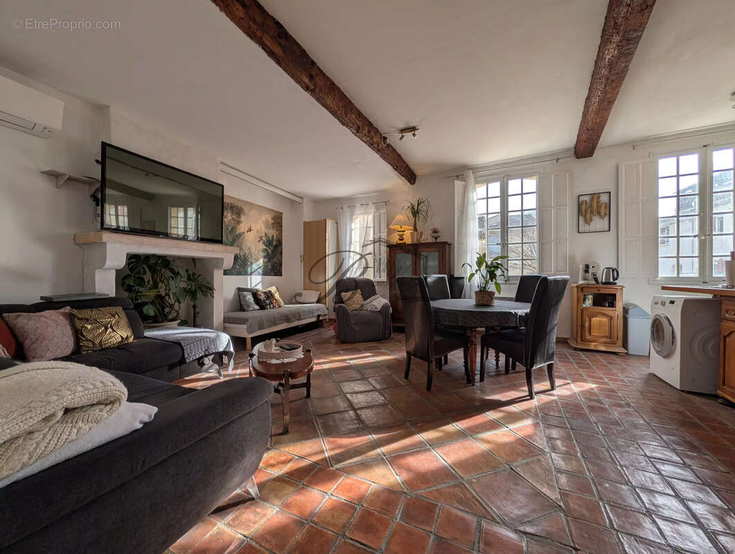 Appartement à PERTUIS