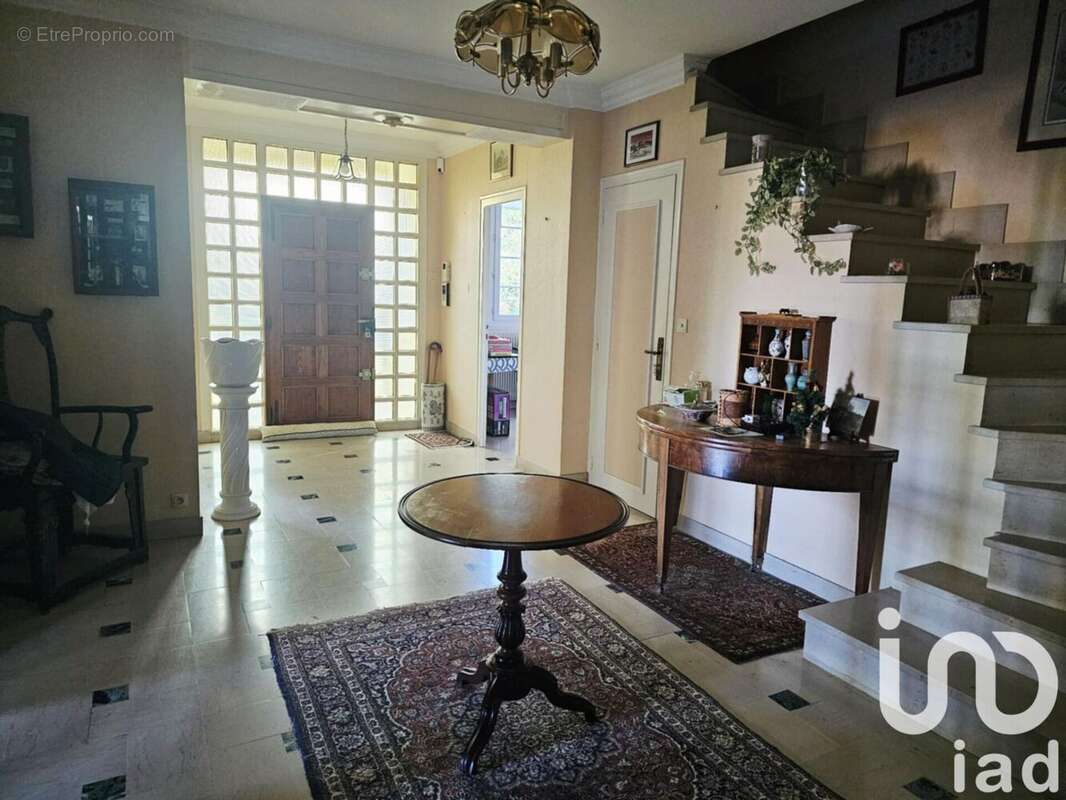 Photo 4 - Maison à JOIGNY