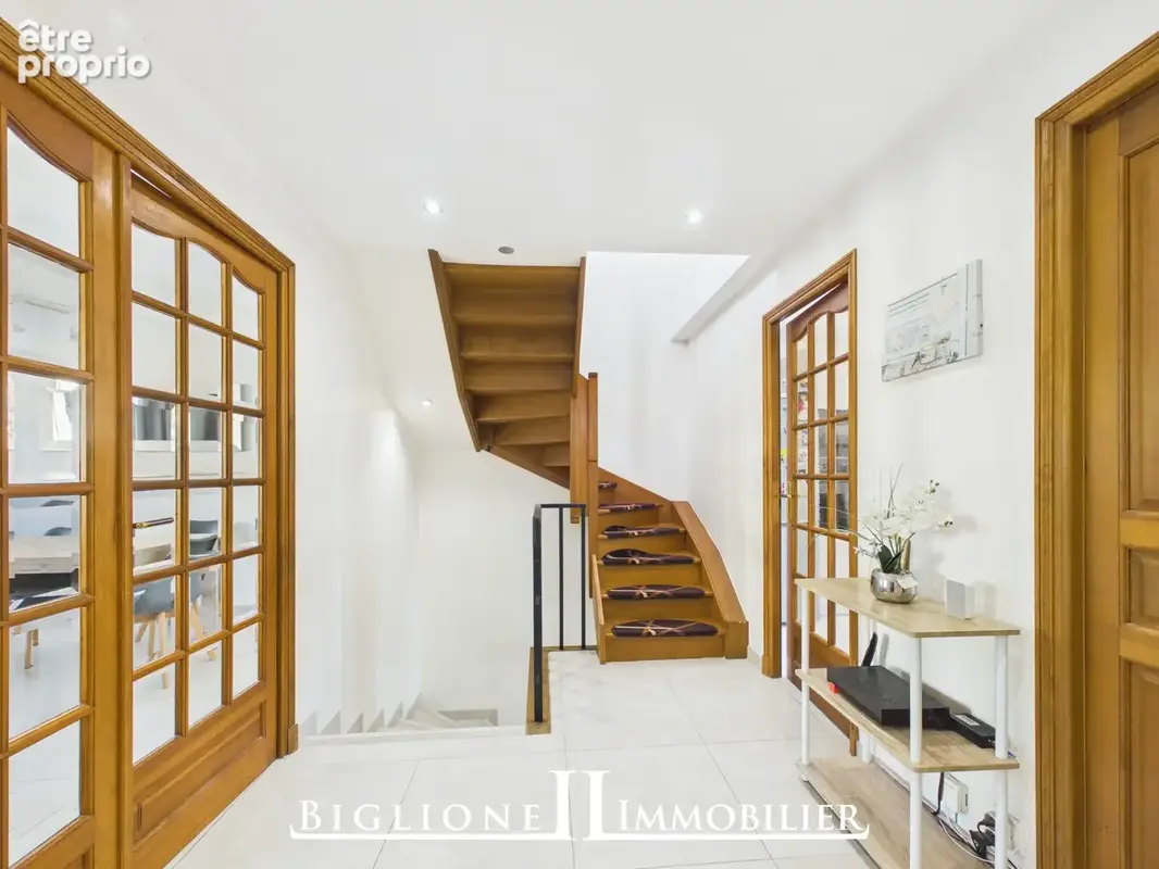 Maison 5 pièces 85 m² à vendre à Montfermeil (93370) - photo 9