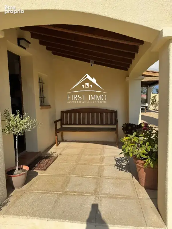 Maison 5 pièces 145 m² à vendre à La Fare-Les-Oliviers (13580) - photo 4