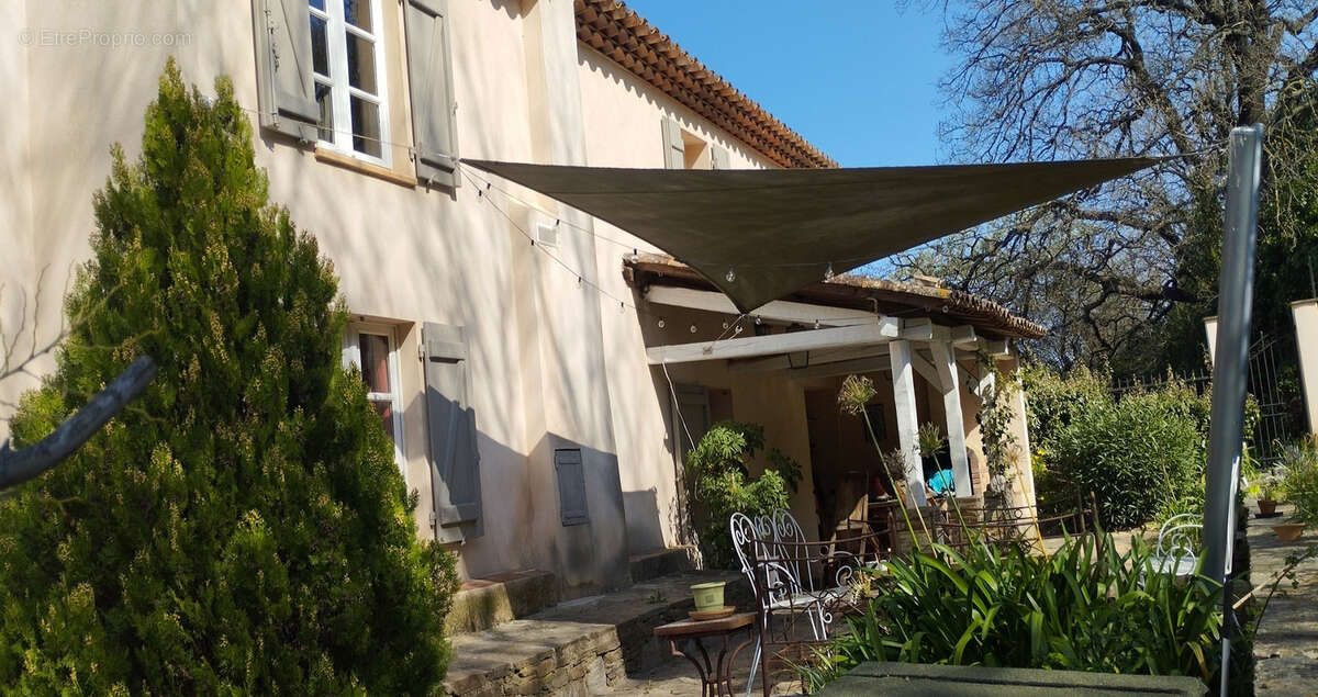 Maison à HYERES