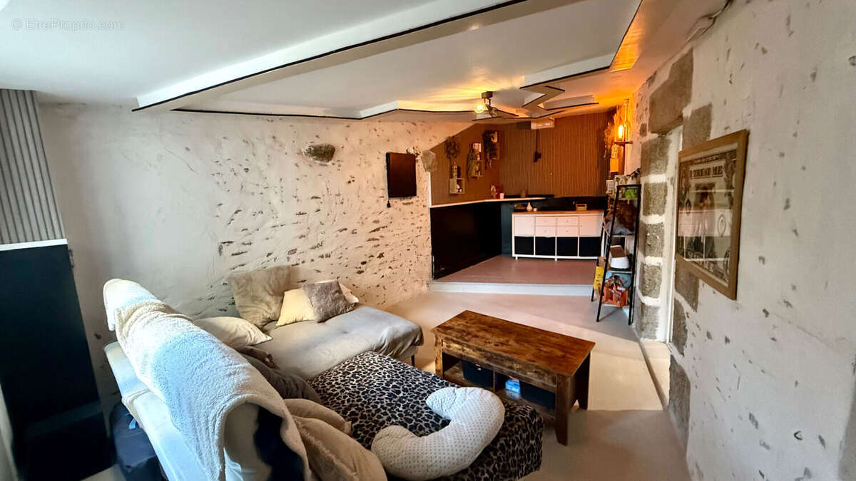 Maison à SAINT-RENAN