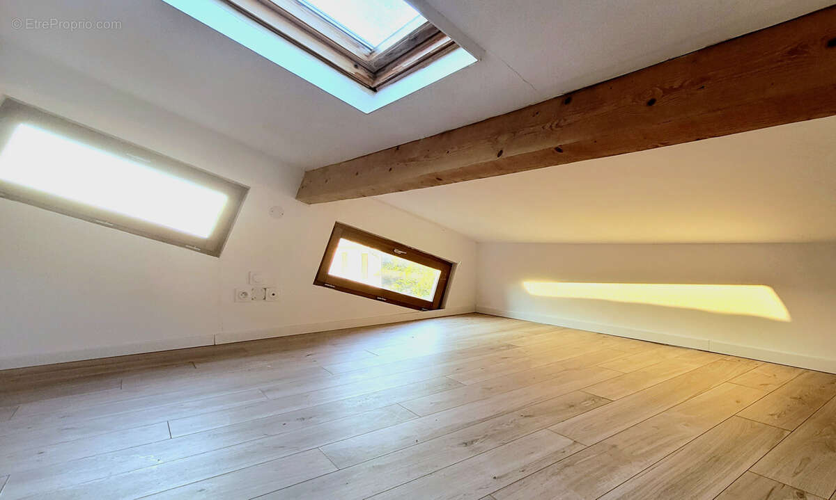 Maison à SAINT-QUENTIN-LA-POTERIE