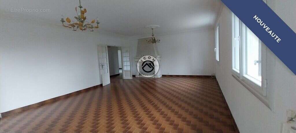 Maison à COULOUNIEIX-CHAMIERS