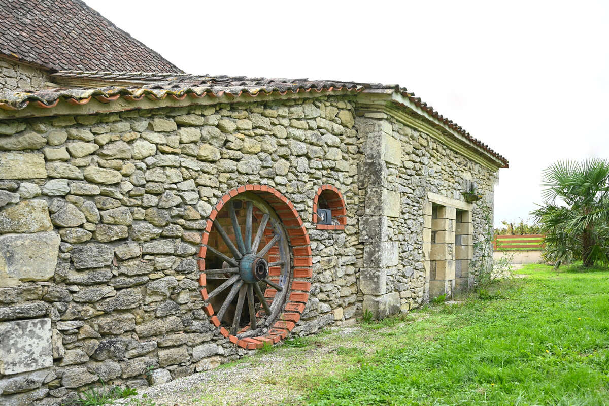 Maison à SOUSSAC