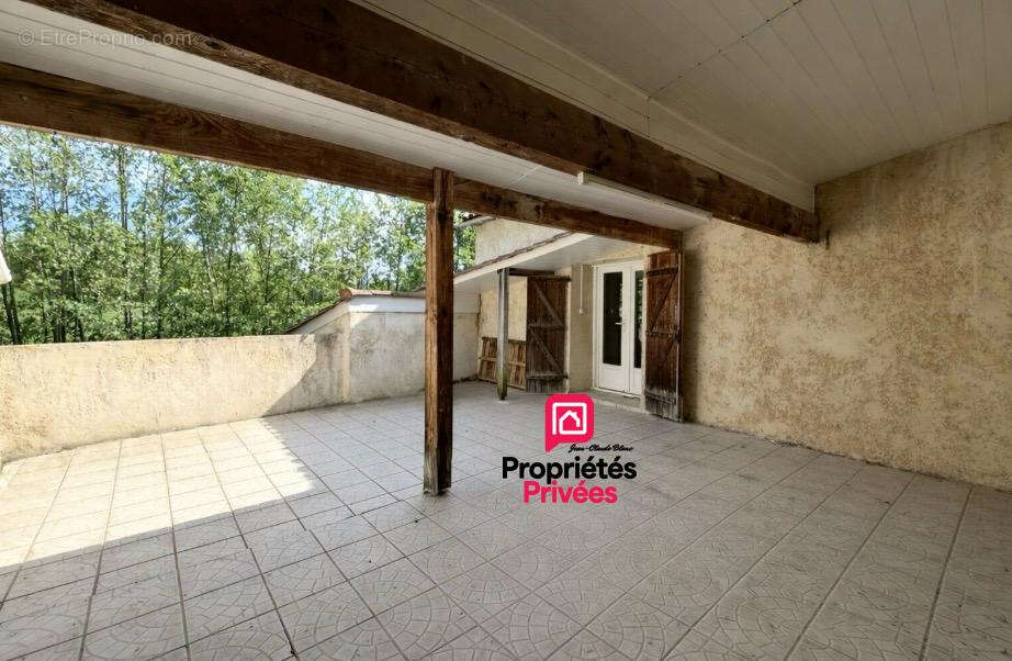 Maison à PLASSAC